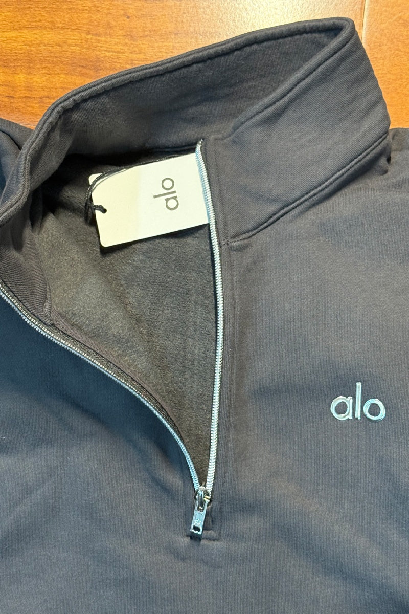 Accolade Quarter Zip Pullover - Black