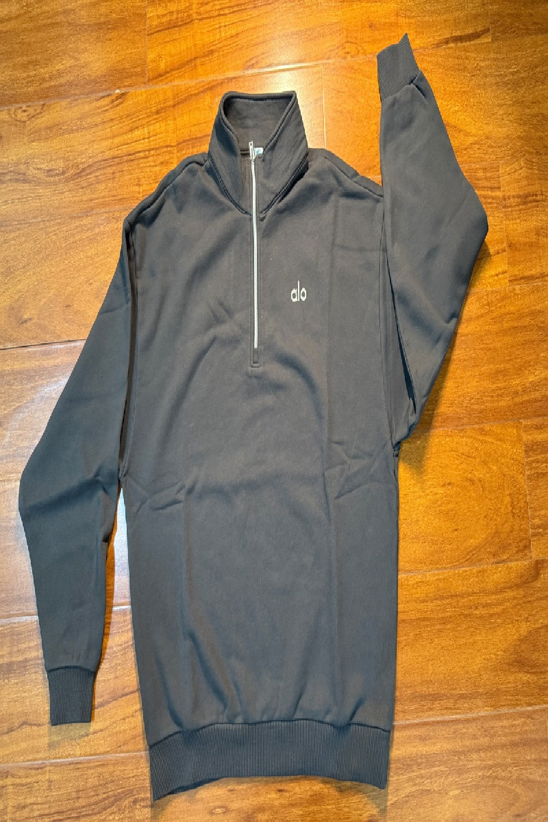 Accolade Quarter Zip Pullover - Black