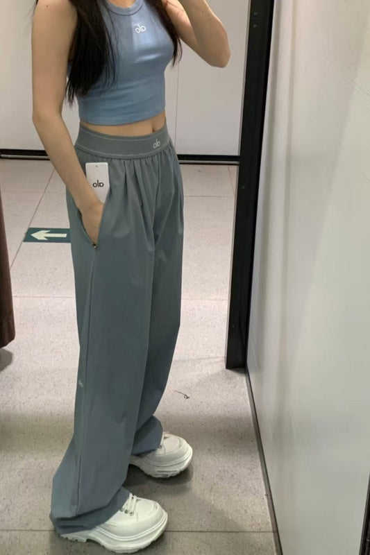 ALO Boho Chic Loose Fit Yoga Outfit for Women