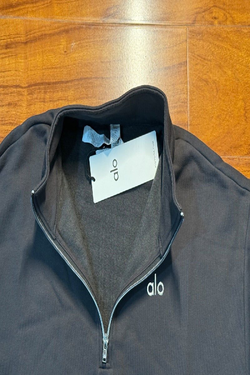 Accolade Quarter Zip Pullover - Black